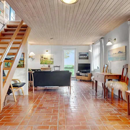 Feriehus 2 Bedroom Awesome Home In Thyholm